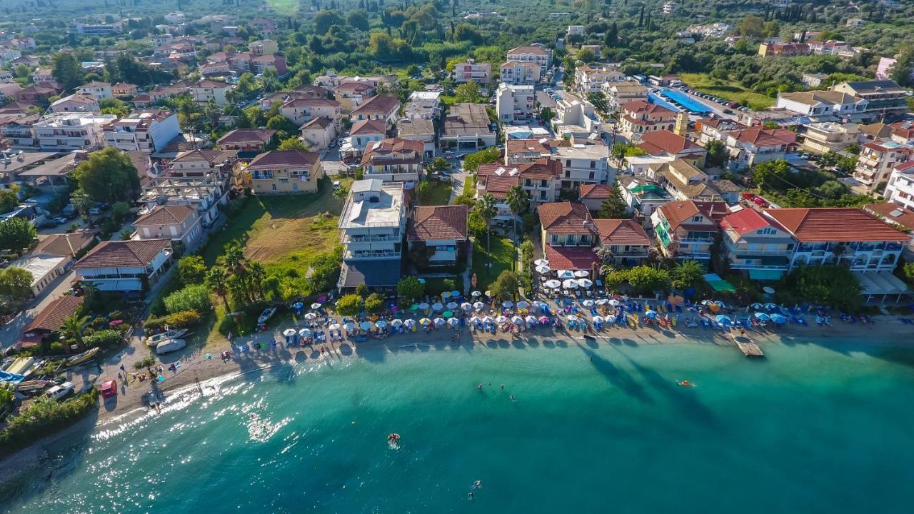الشقق الفندقية نيدريفي  Elati Beach المظهر الخارجي الصورة